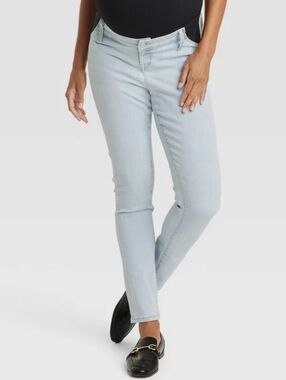 Isabel Maternity by Ingrid & Isabel Light Wash Jean Size 4,